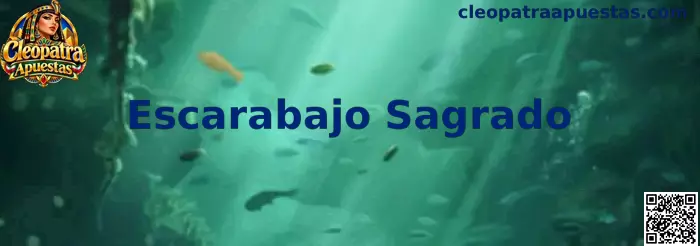 Escarabajo Sagrado en una temática de Cleopatra inspirada en el Antiguo Egipto